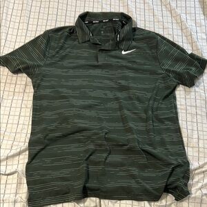 Nike Men's Green Polo Shirt